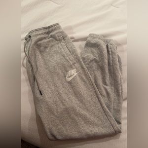 gray nike sweatpants